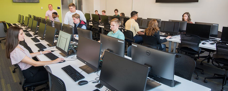 Students in College of Business's  Computer Lab