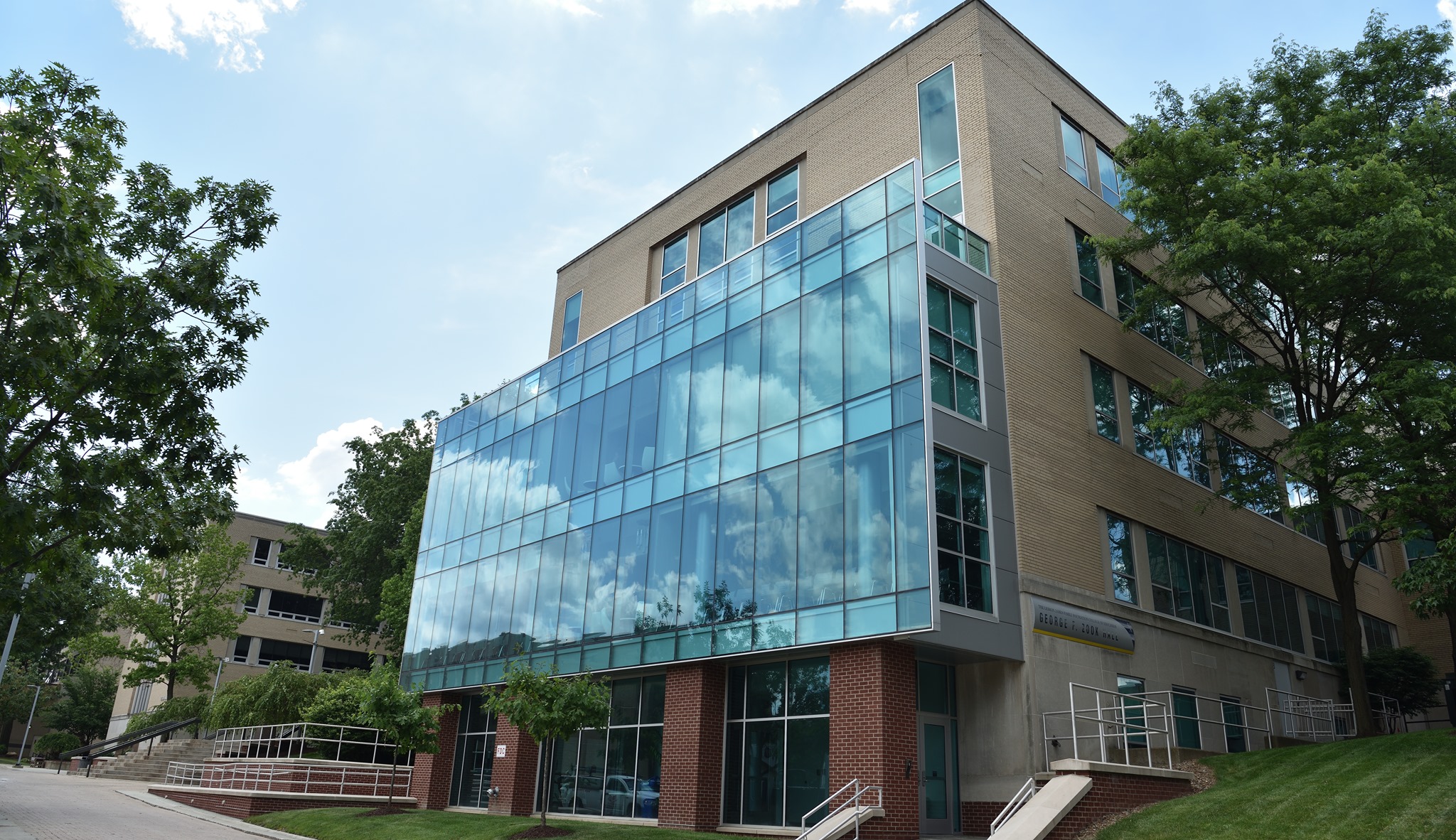 UA launches innovative degree for alternative education